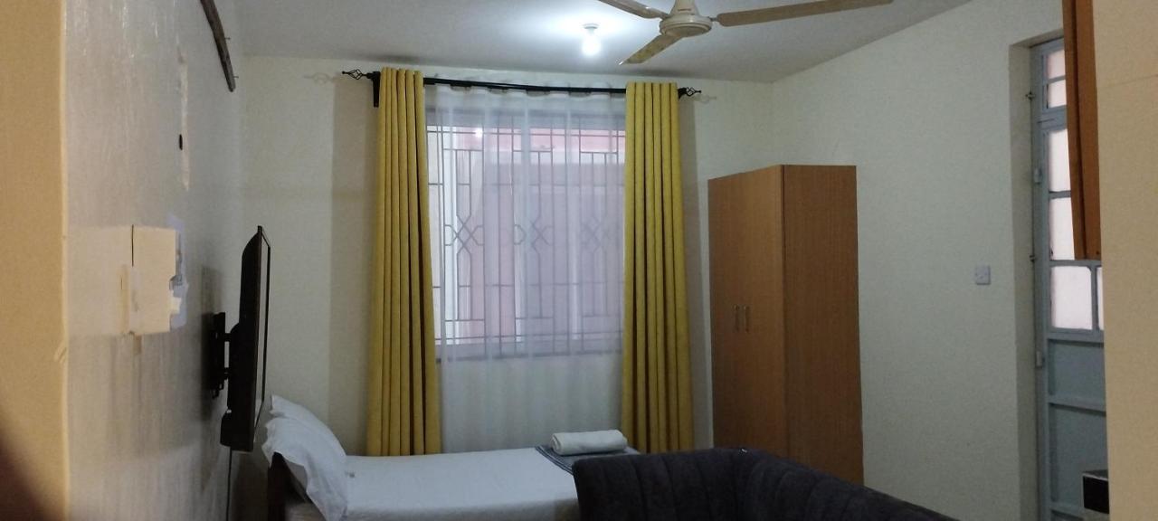 Divine Studio Bed and Breakfast Μομπάσα Εξωτερικό φωτογραφία